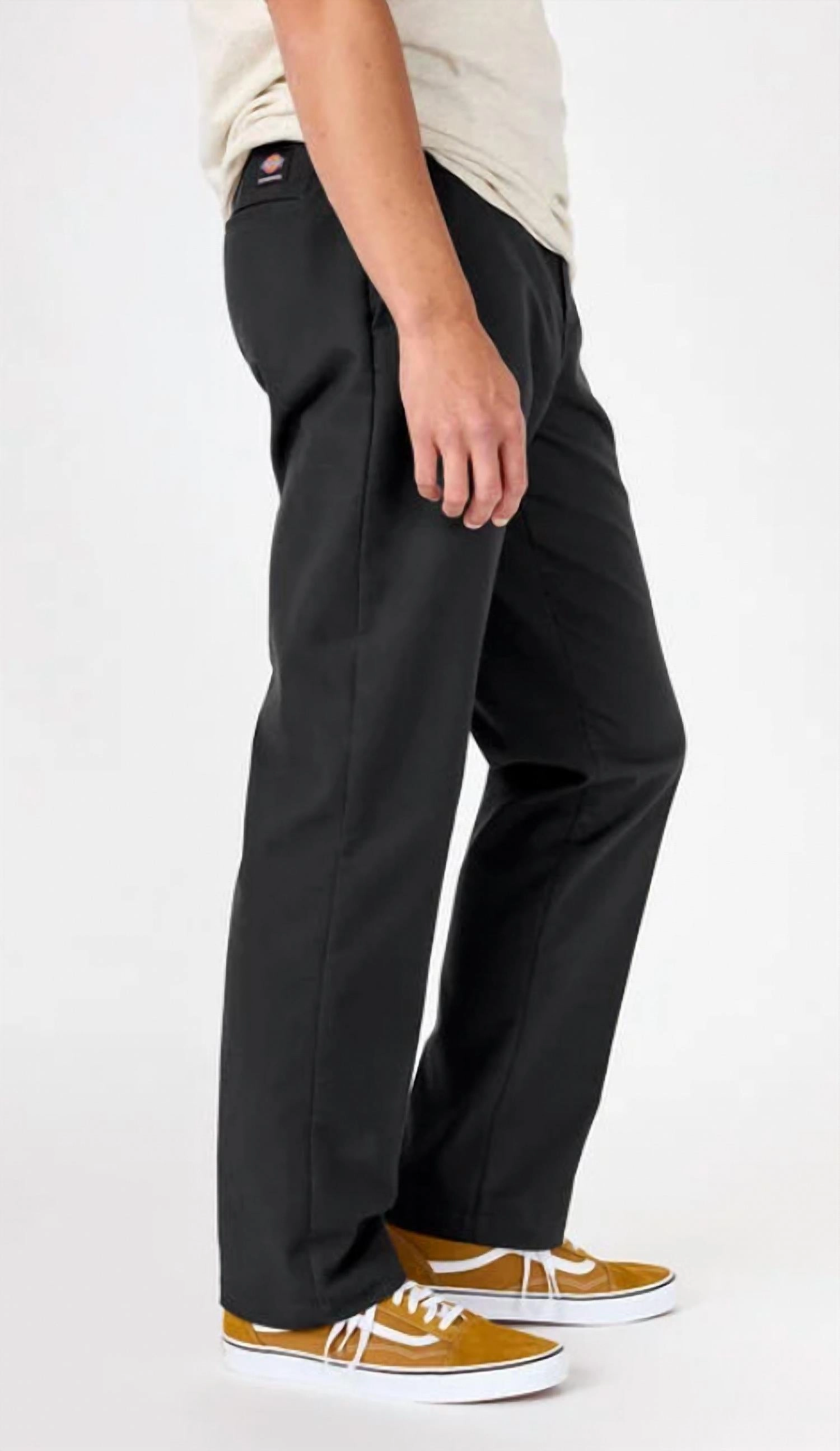 Skateboarding Slim Straight Pants In Black