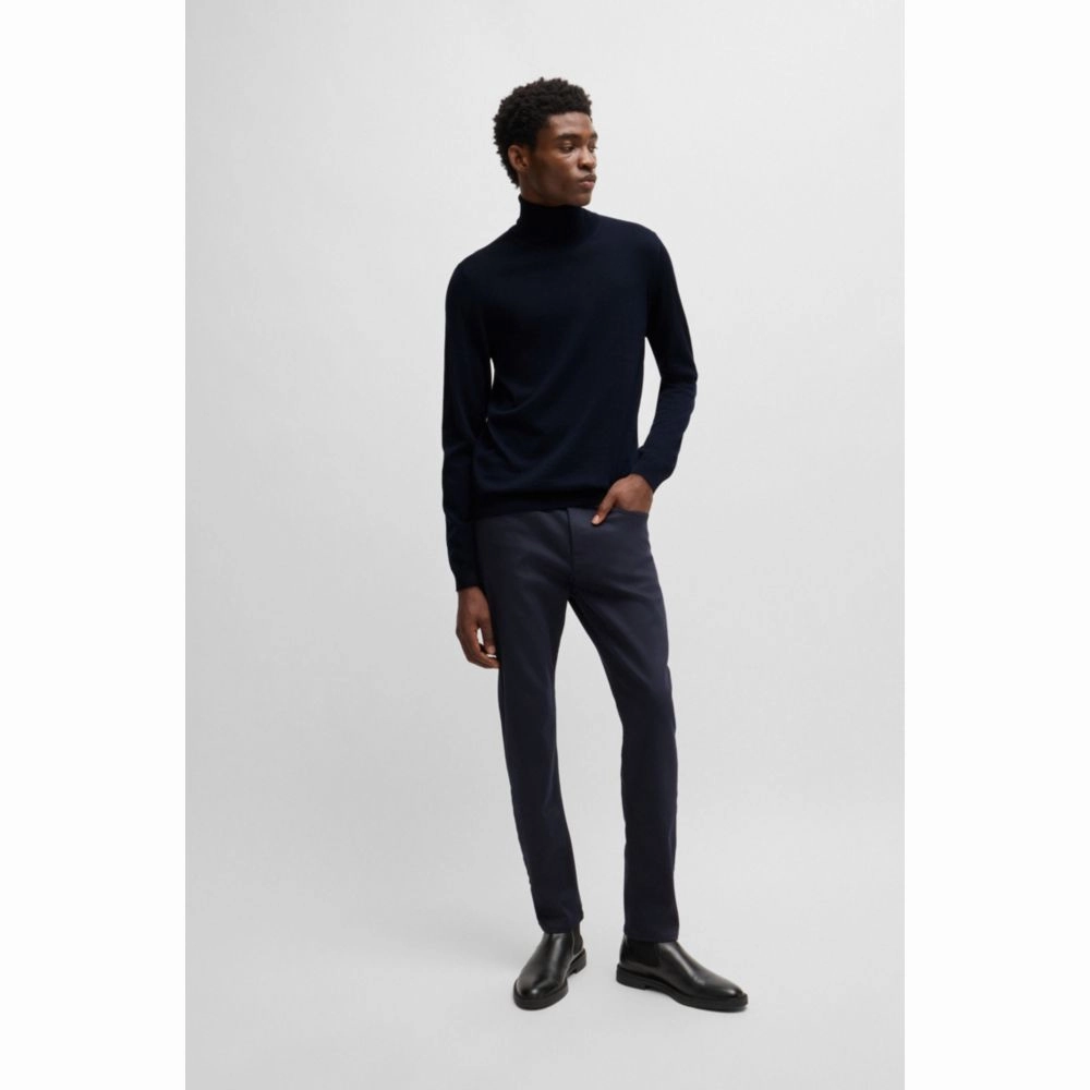 Slim-fit rollneck sweater in merino wool