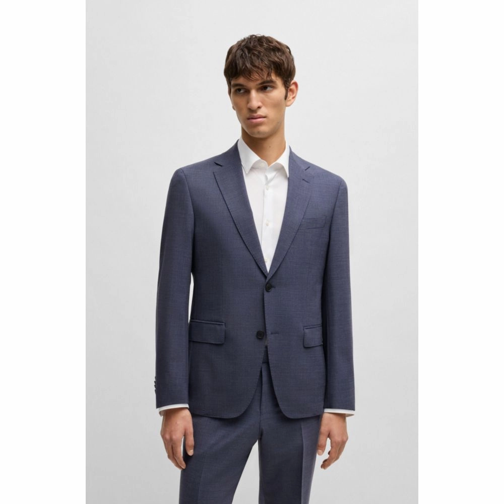 Slim-fit suit in micro-patterned performance-stretch fabric