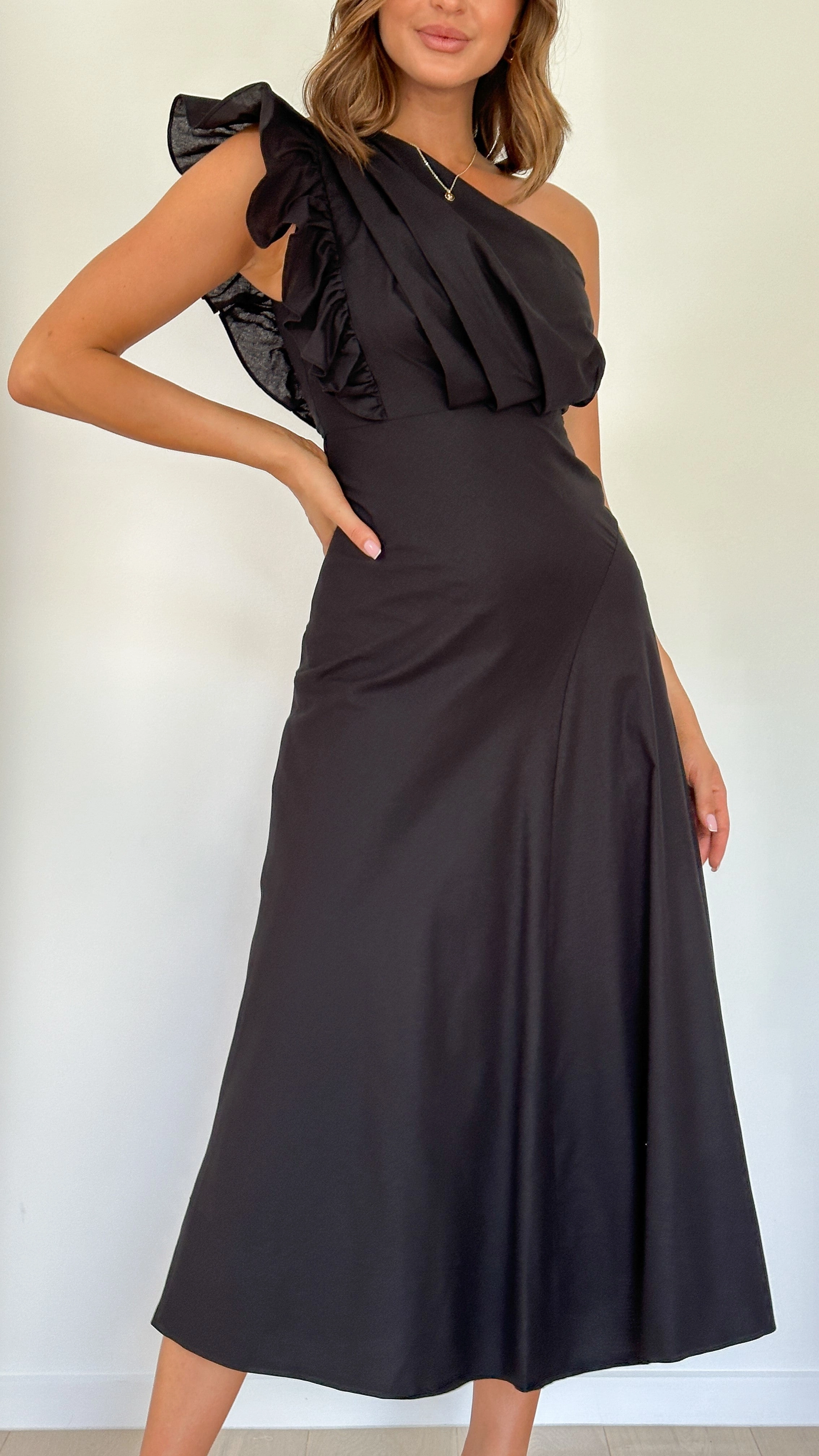 Stassie Midi Dress - Black