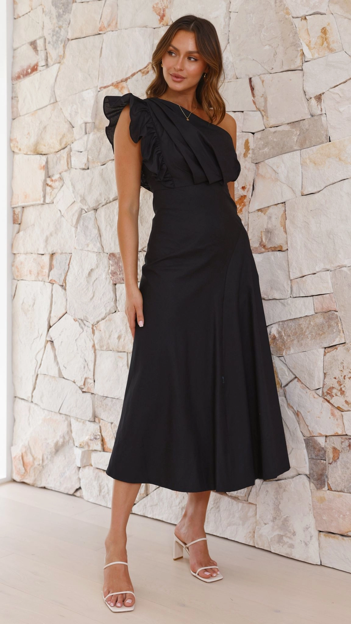 Stassie Midi Dress - Black