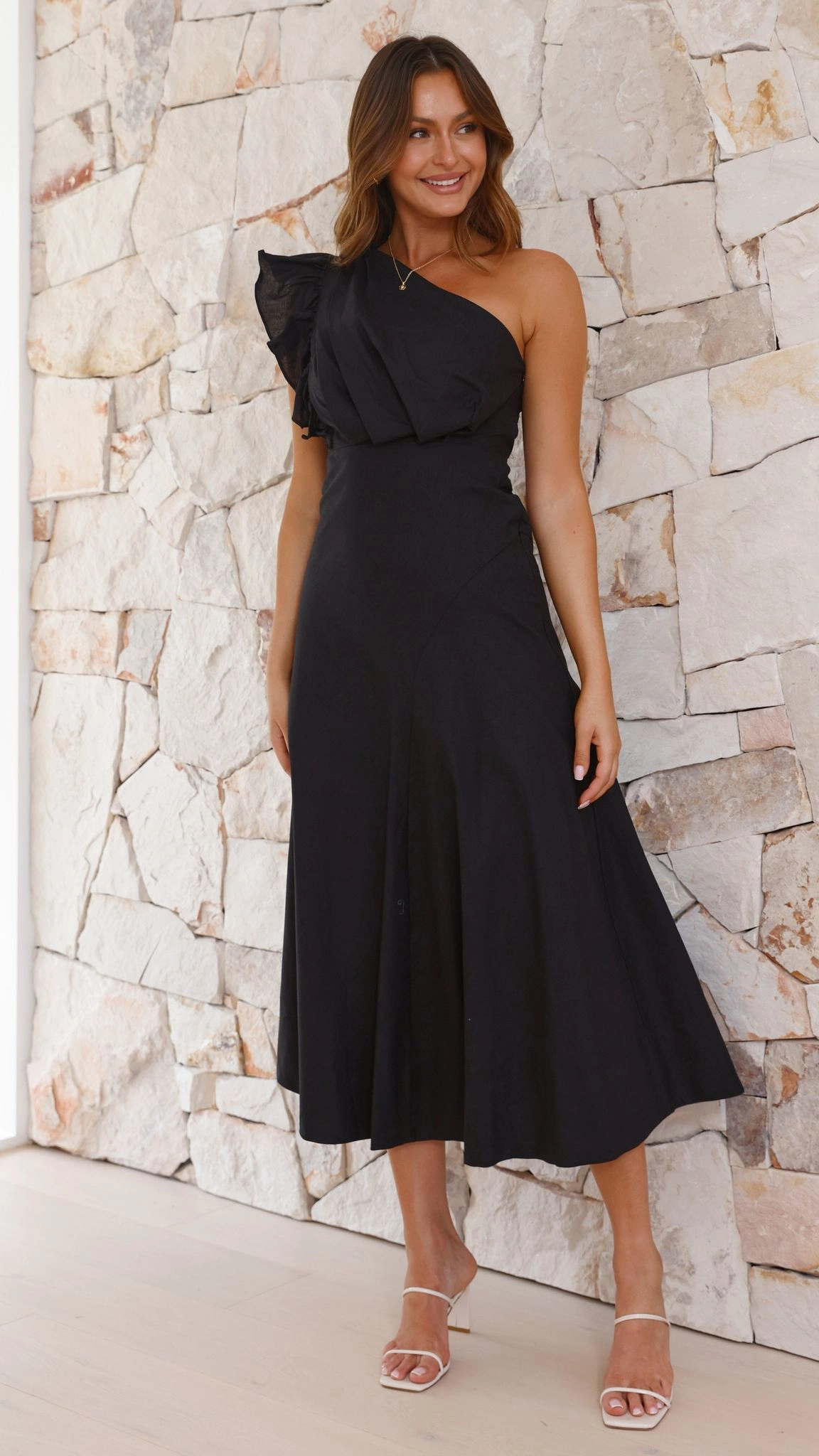 Stassie Midi Dress - Black