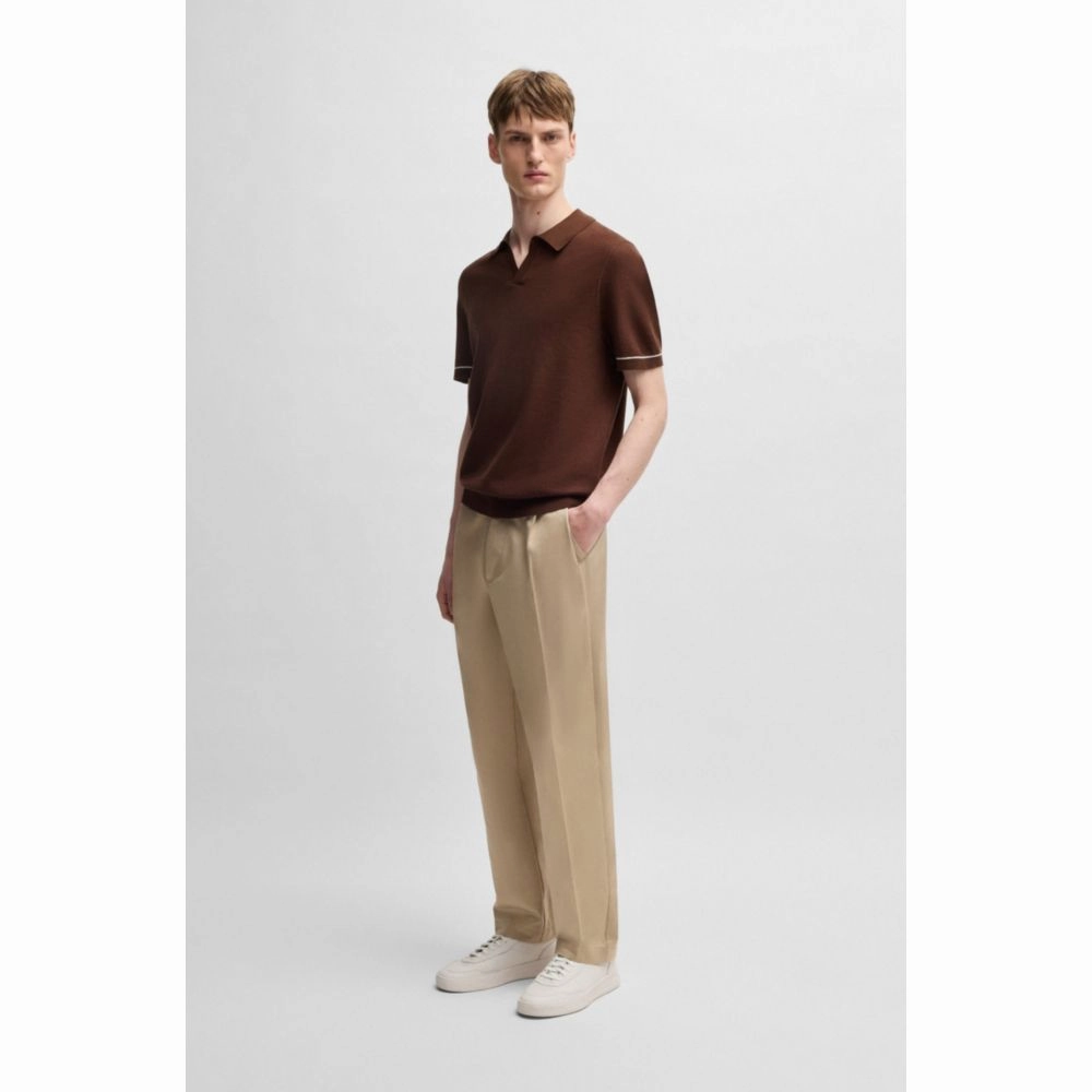 Sweater with Johnny collar