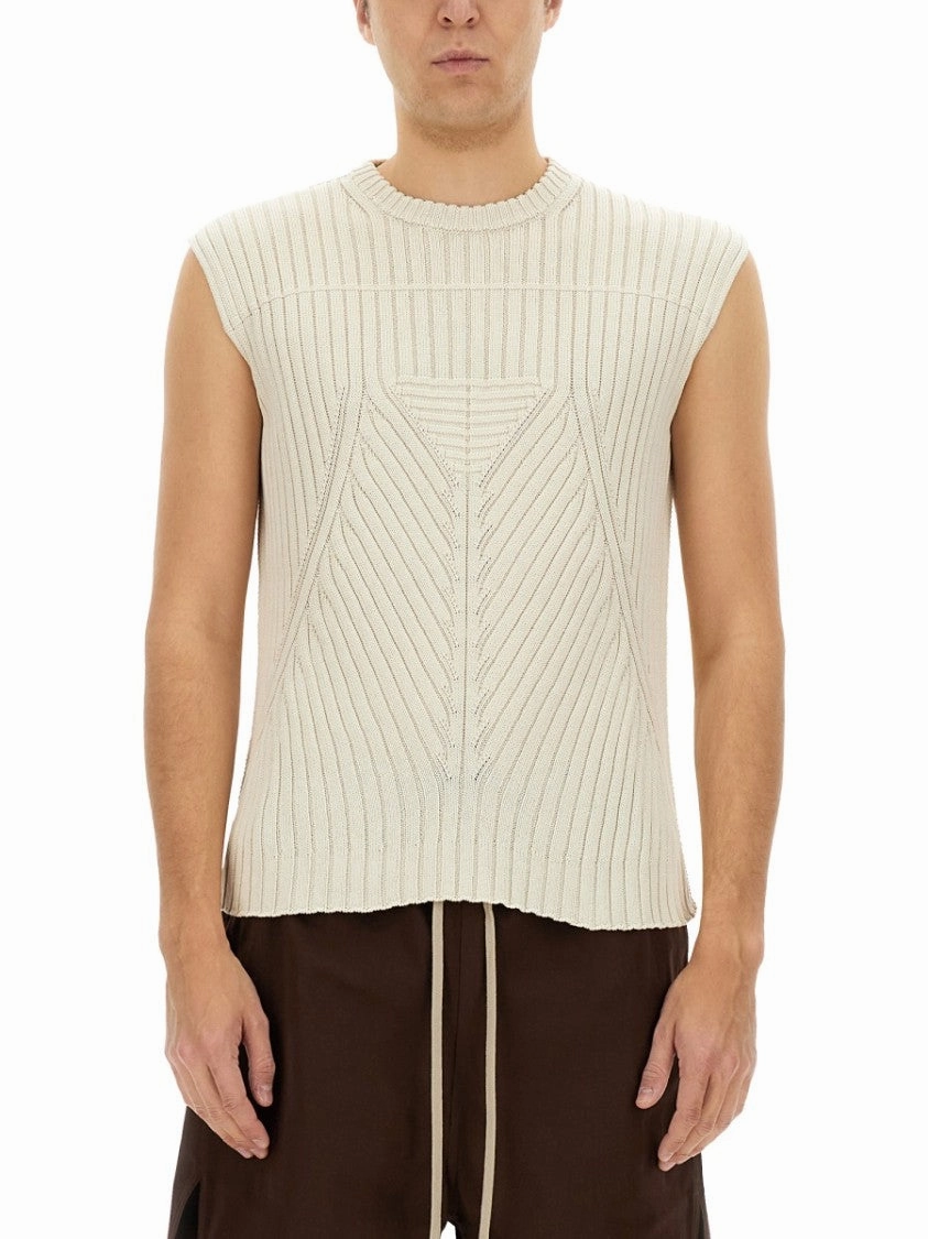 Textured Ribbed Knitted Vest With Geometric Pattern