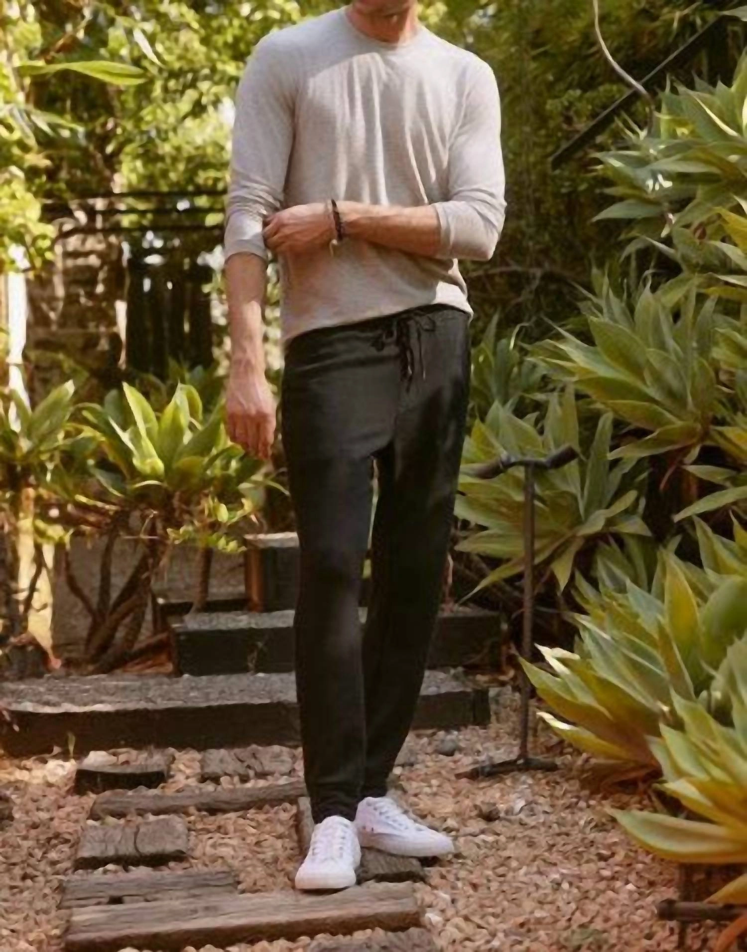 Tobias Brushed Thermal Sweater In Light Grey