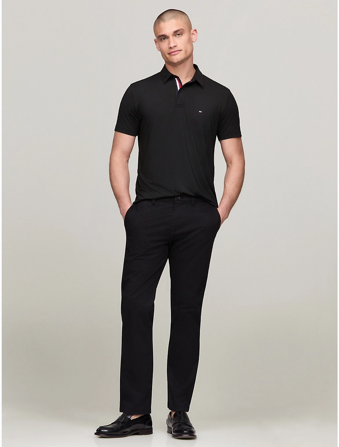 Tommy Hilfiger Men's Slim Fit THFlex Tommy Chino