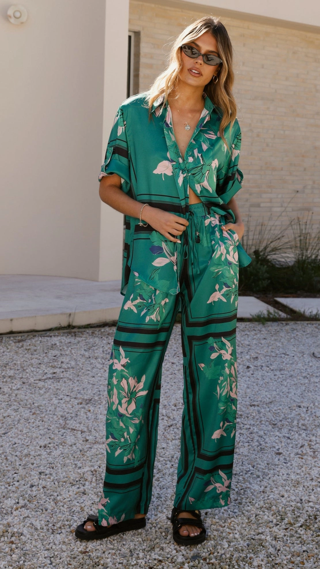 Valene Pants - Green/Pink Print