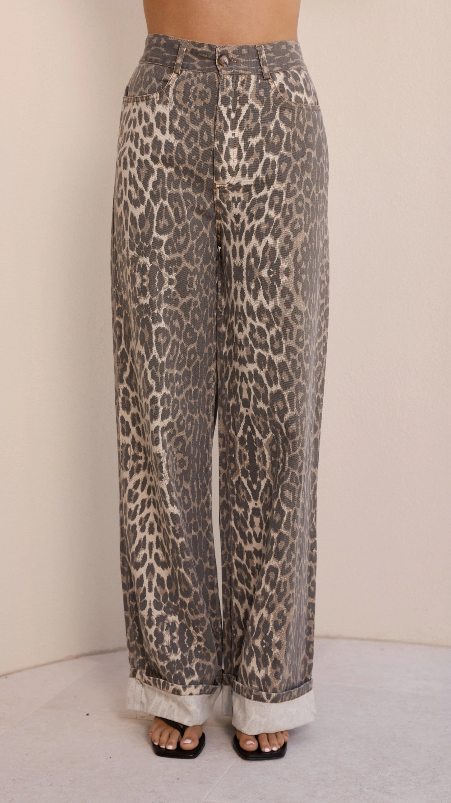 Varia Cuffed Pants - Leopard Print