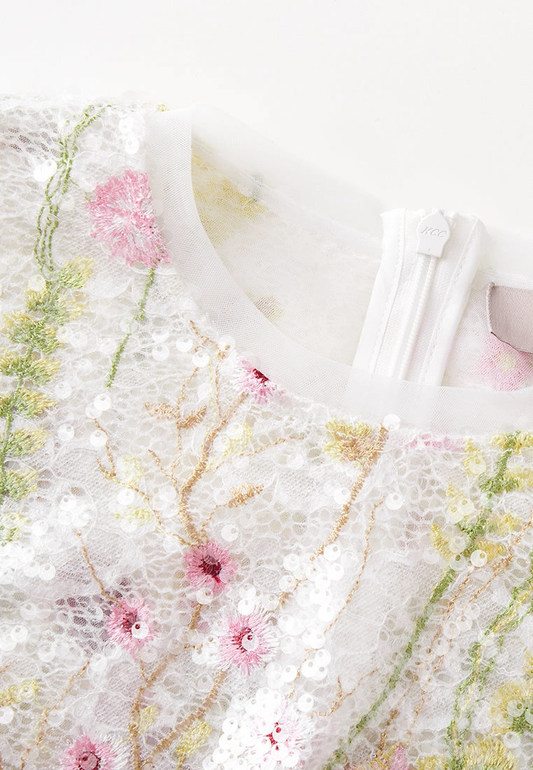 White Floral Embroidered & Mesh Two-pieces Gown