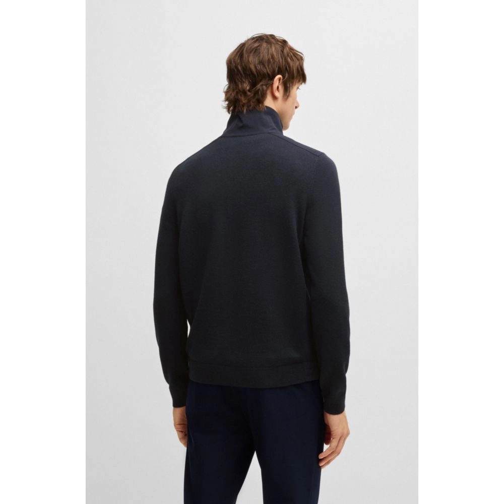 Zip-neck sweater with softshell trims