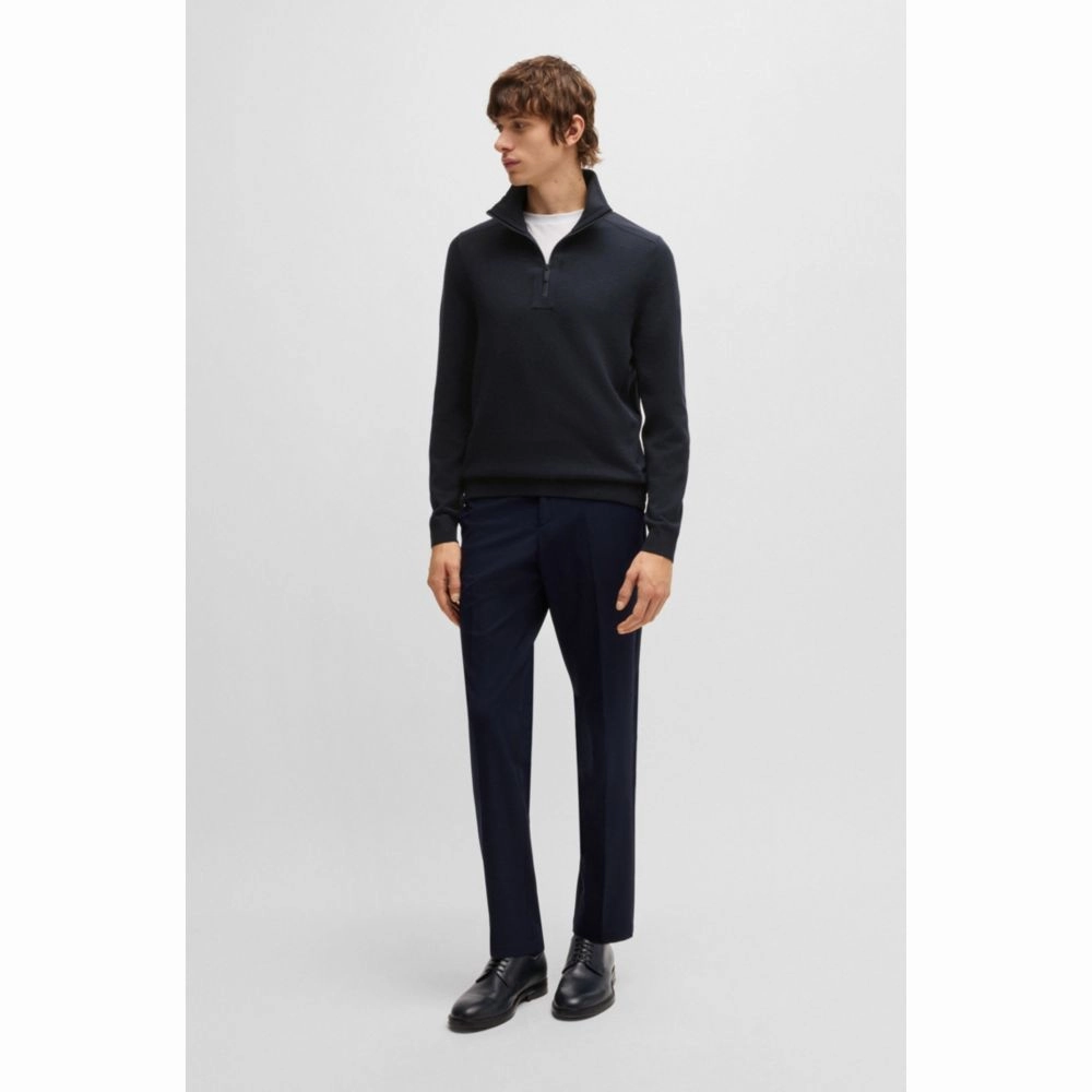 Zip-neck sweater with softshell trims